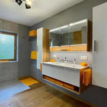 Alpstuga Beach Chalet 