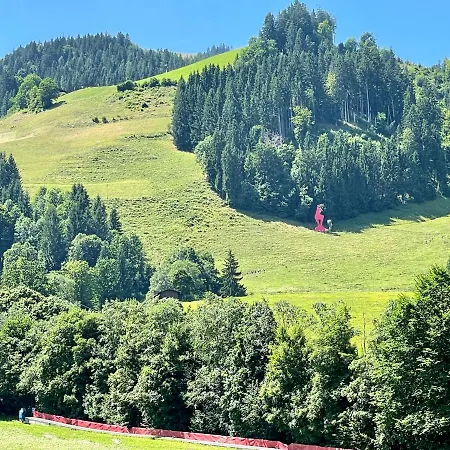 Alpstuga Beach Chalet 